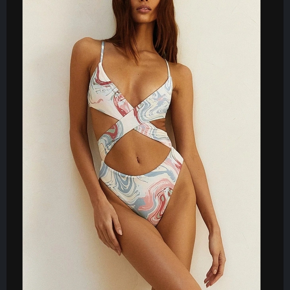 NEW Dippin' Daisy's Swirl Cutout One Piece